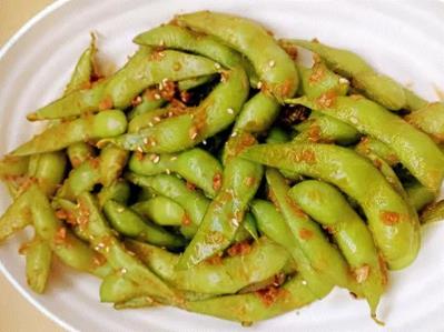 Spicy Garlic Edamame