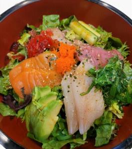 Sashimi Salad