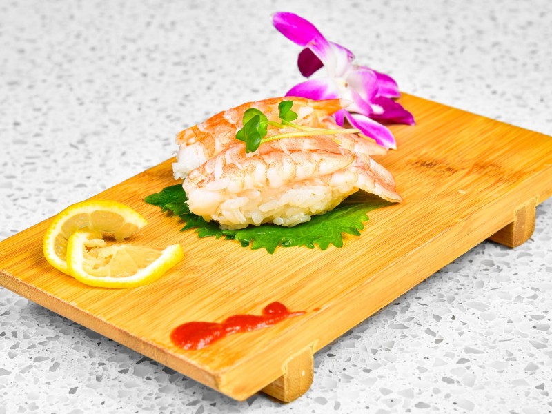 Ebi (N)