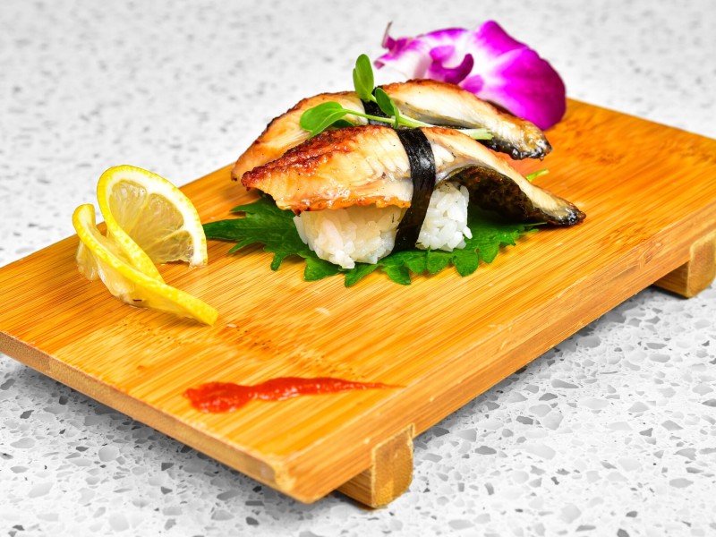 Unagi (N)