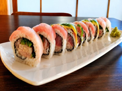Hamachi Roll