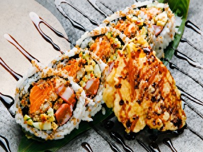 Salmon Tempura Roll
