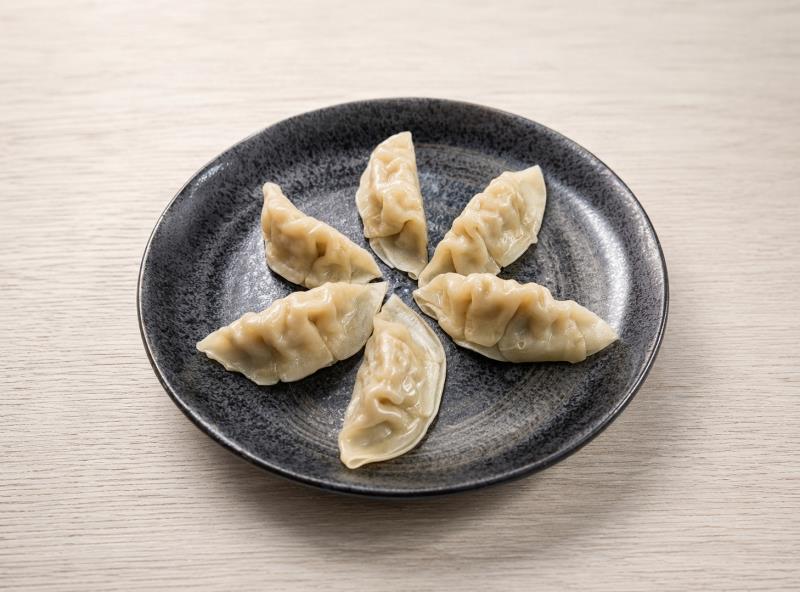steamed pot stickers
Steamed Gyoza