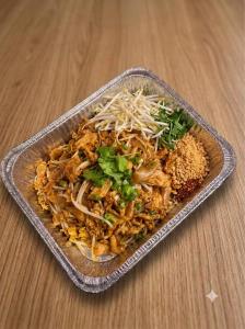 Garlic Noodle (Khua Kai)
