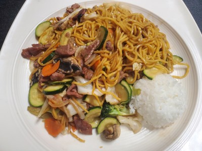 Y5_Yakisoba / Pork
