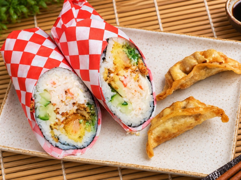 Sb1_California Crunch Burrito W/2Pcs Gyoza