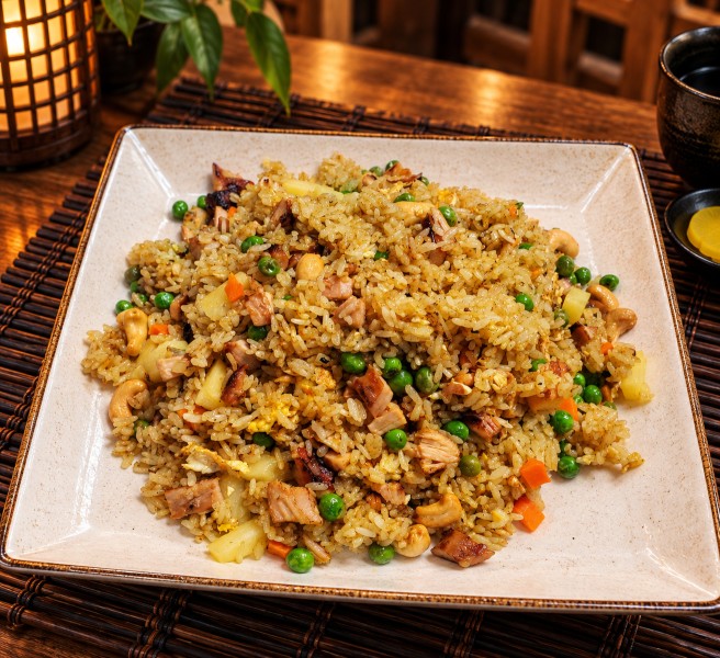 F8_Hawaiian Curry Fried Rice