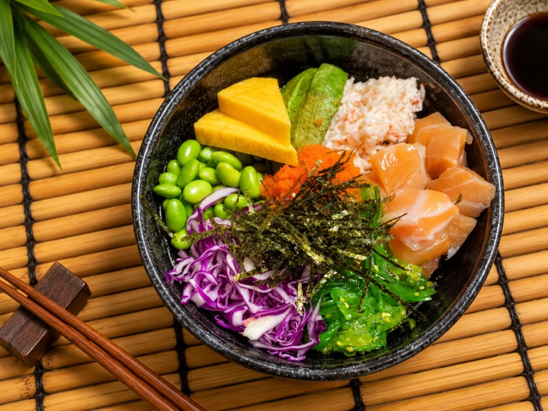Basic toppings: crab salad, seaweed salad, avocado, tamago, masago, edamame, dried seaweed. Pk1_Poke Bowl Choose 1
