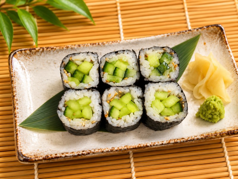 R4_Cucumber Roll