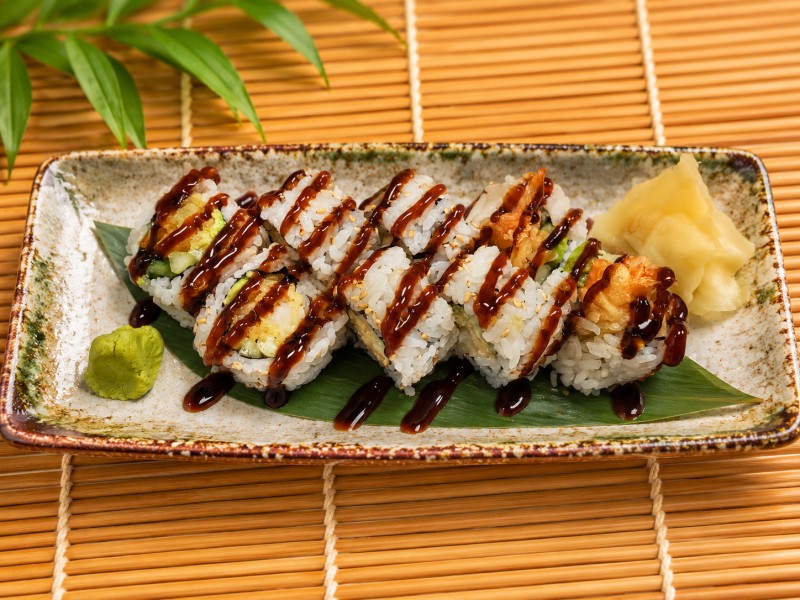 Shrimp tempura, avocado, cucumber topped with unagi sauce. R10_Shrimp Tempura Roll