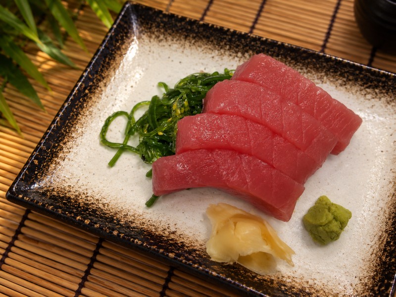 Consuming row or undercooked fish, eggs or meals may increase your risk of foodborne illness. Ss2_Tuna Sashimi 4Pcs