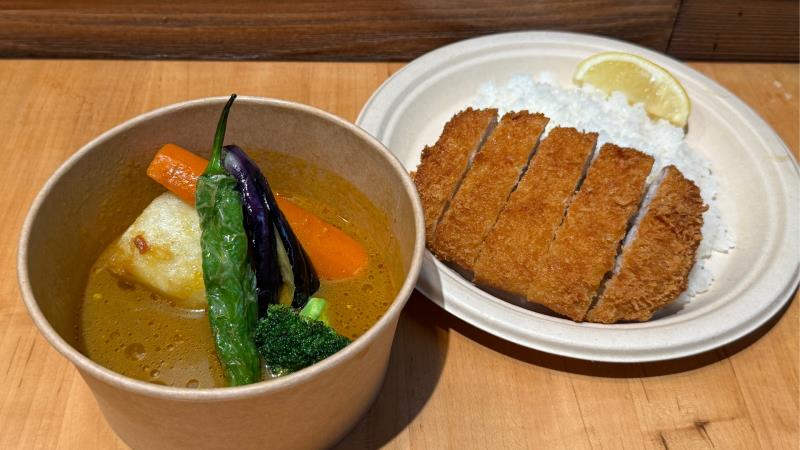 CRISPY BREADED PORK CUTLET PAIRED WITH OUR SIGNATURE SOUP CURRY MADE FROM CHICKEN BROTH AND JAPANESE DASHI. Pork Katsu