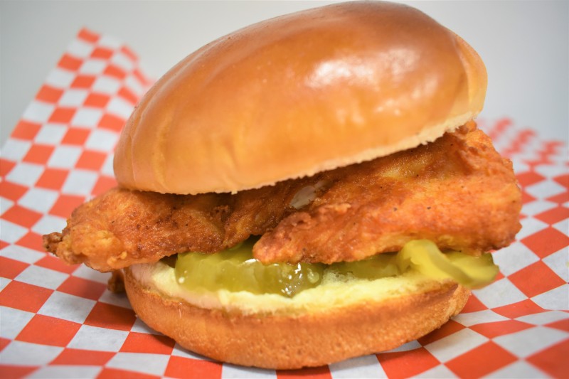 -Mayo, Pickle, Fried breast chicken Fried Chicken Burger