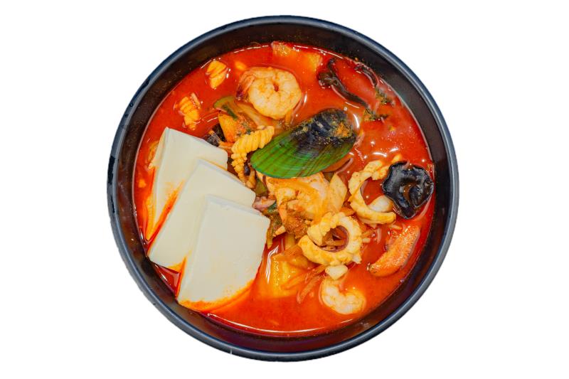 순두부짬뽕 - spicy noodle soup woth soft tofu, seafood and vegetables N8. Soft Tofu Jjamppong