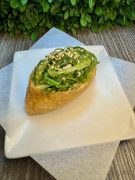 seaweed salad Y6. Seaweed