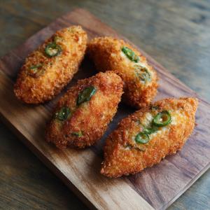 Jalapeno Poppers (4Pcs)