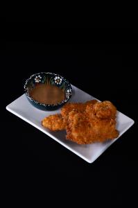 DEEP FRIED CHICKEN W/ BAKE FLOUR, TONKATSU SAUCE Chicken Katsu (1/2 Size)