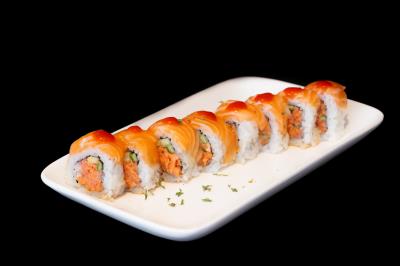 IN: SPICY TUNA, CUCUMBER
OUT: GREEN ONION, SALMON
B.p Roll