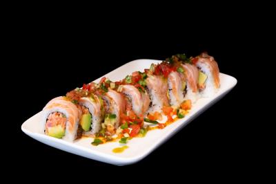 IN: SPICY TUNA, AVOCADO
OUT: SEARED SALMON, PICO DE GALLO
Sushi Satoshi Roll