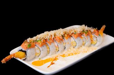 In: Crabmeat, Avocado, Shrimp Tempura
Out: Spicy Tuna, Jalapeno, Crunch Flakes
Madness Roll