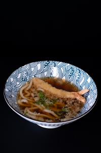 JAPANESE ORIGINAL HOUSE MADE BROTH
GREEN ONION, SEAWEED, ONSEN TAMAGO, SHRIMP
AND FURIKAKE
Signature Shrimp Tempura Udon