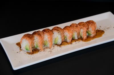 IN: SOY WRAP, AVOCADO, CRABMEAT
OUT: TRUFFLE OIL, SALMON
Truffle Salmon Roll