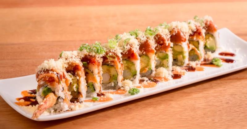 In: Fried shrimp, Avocado
Out: Spicy tuna
Top: Eel sauce, Spicy mayo, Crunch, Green onion
 Karai Crunch