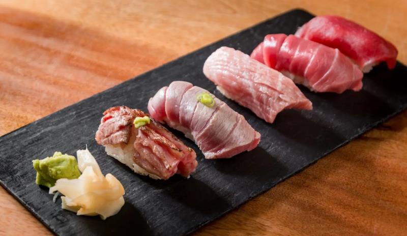 OTORO,CHU-TORO,SEARED CHU-TORO,SEARED A5 WAGYU AND BLUEFIN TUNA. CONTAINS WASABI. Nigiri Sampler-5Pcs