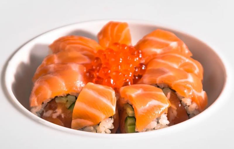SPICY SALMON, CUCUMBER / SALMON, IKURA, PONZU ON TOP
 Salmon Lover