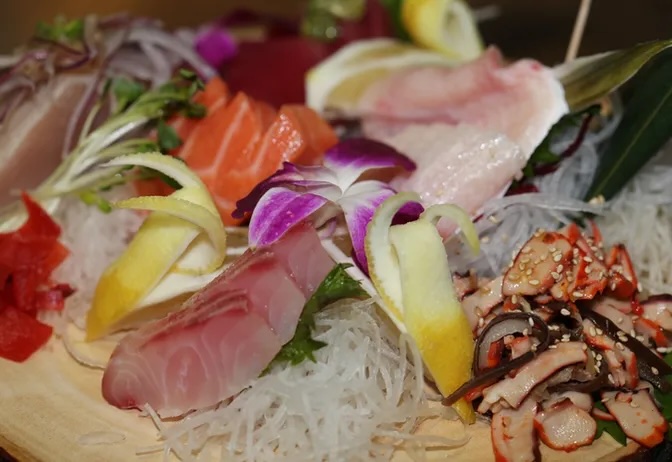 5 Kind Of Sashimi (15Pcs)