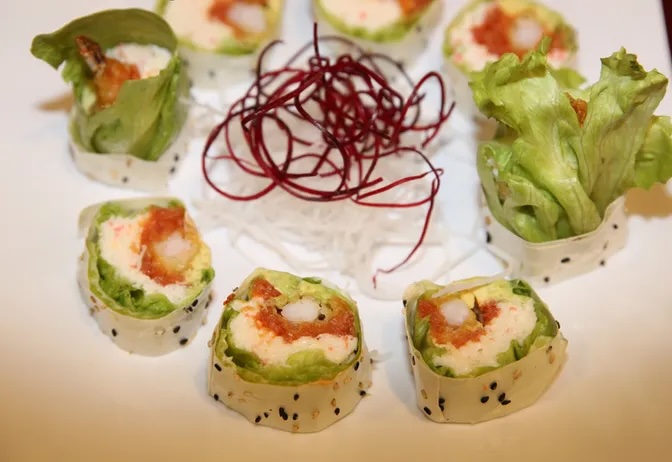 S4. Crunch Lettuce Roll