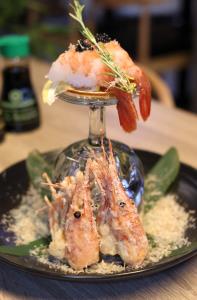 Sweet Shrimp Sushi (Amaebi)