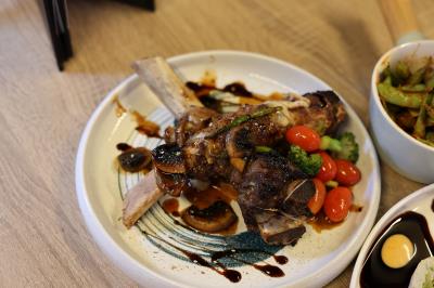 Grilled Beef Back Bone Rip