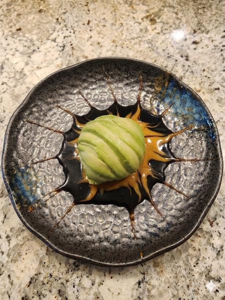 Avocado Bomb-Spicytuna