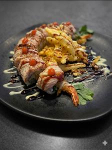 (In) Spicy Tuna, Cilantro, Shrimp Tempura
(Out) Tuna, Onion Tempura, Garlic Ponzu
Jungle Tiger