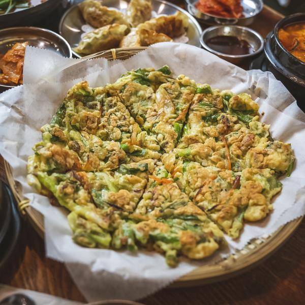 A6.seafood Pancake