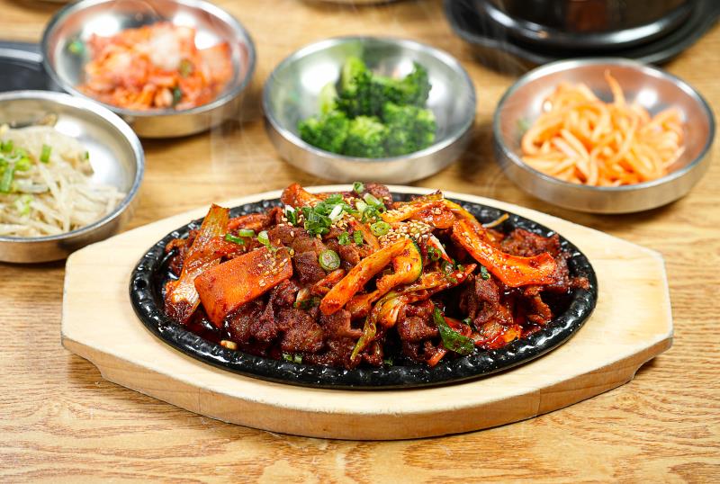 E4.spicy Pork Bulgogi