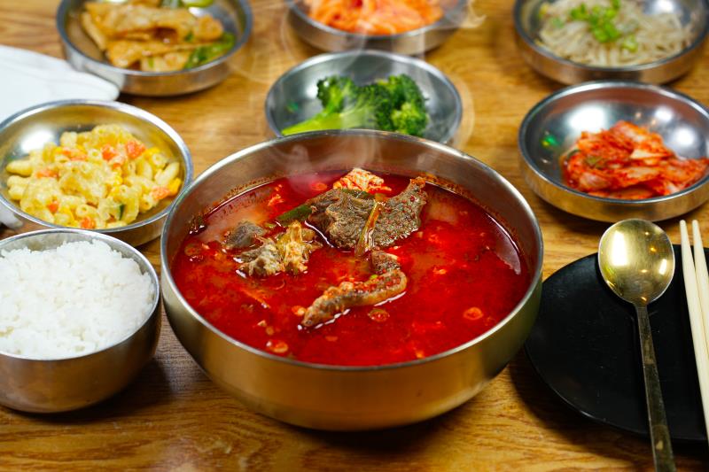 F2.spicy Short-Rib Soup