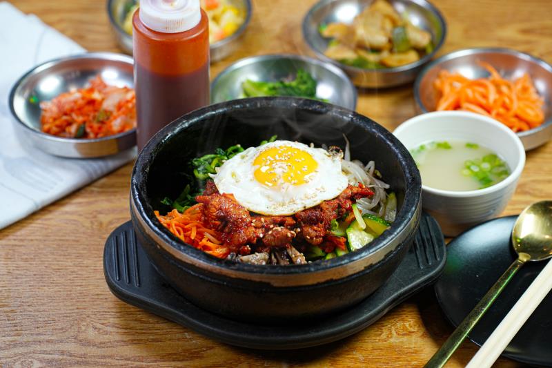 B3.spicy Pork Hot Stone