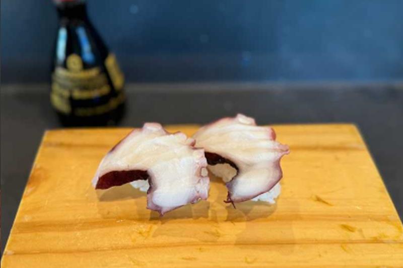 Tako (N)