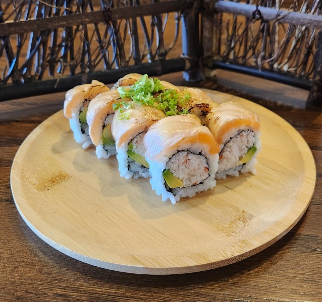 Baked Alaskah Roll
