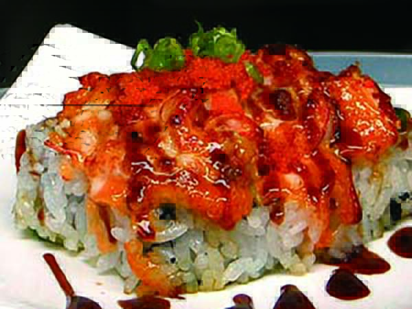 In : Crabmeat, Avo / Out : Baked Crawfish, Eel Sauce, Green Onion, Massago Bake Lobster Roll