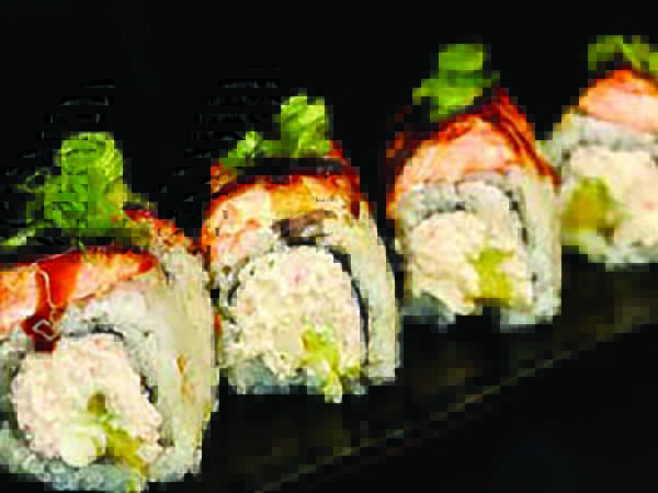 In : Crabmeat, Avo / Out : Baked Salmon, Eel Sauce, Green Onion, Massago Bake Salmon Roll