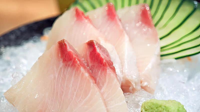 Yellowtail 7 Pcs Sashimi