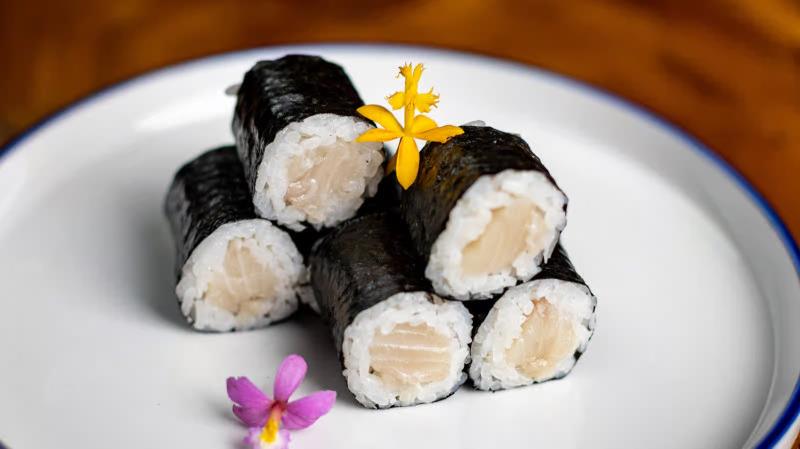 Yellowtail Roll