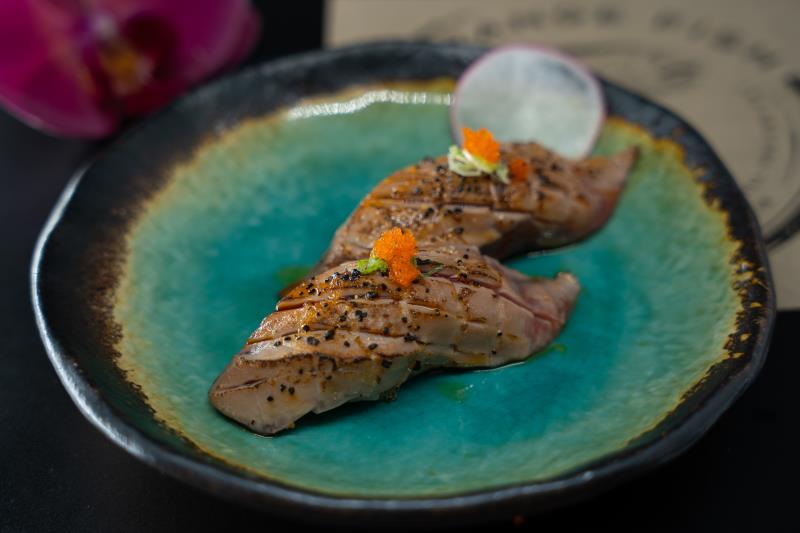 A La Carte Seared Pepper Tuna
