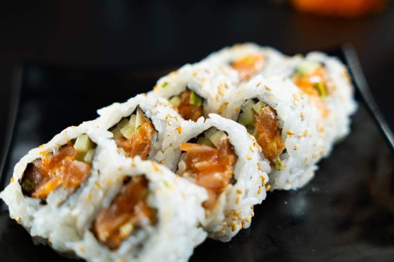 Spicy Salmon, Cucumber Spicy Salmon Roll