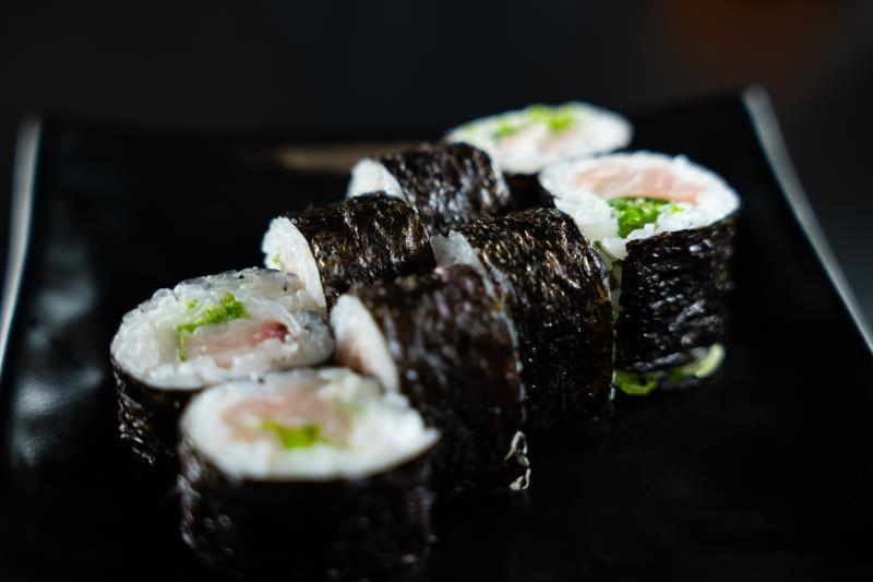 Yellowtail & Green Onion Hosomaki