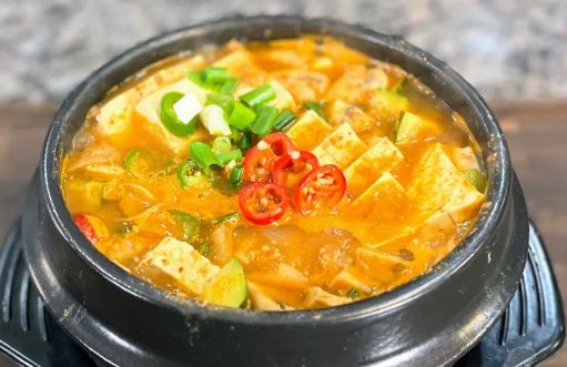 K8 Doen Jang Jjigae