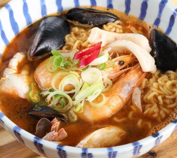 N8 Seafood Ramyun